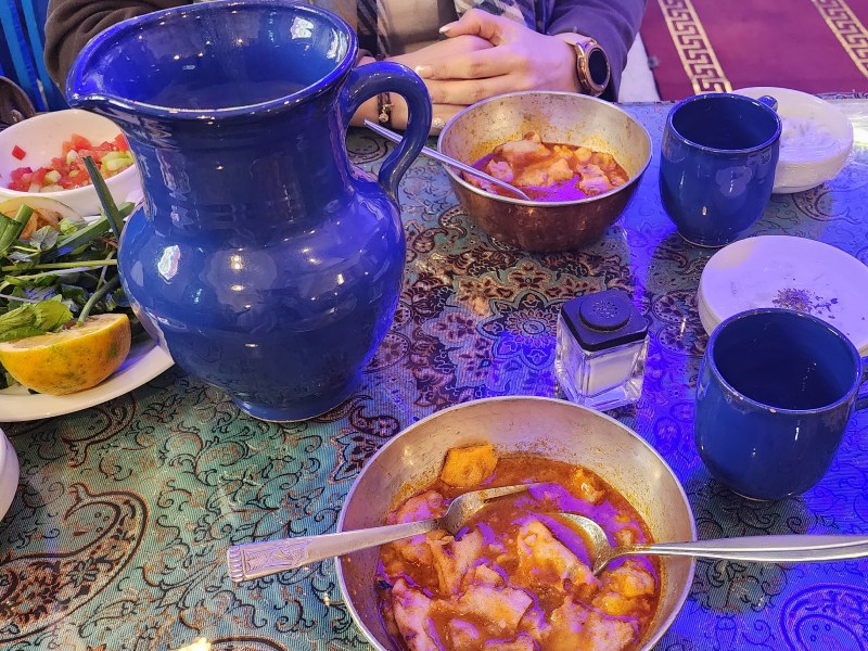 دیزی سرای گلفام