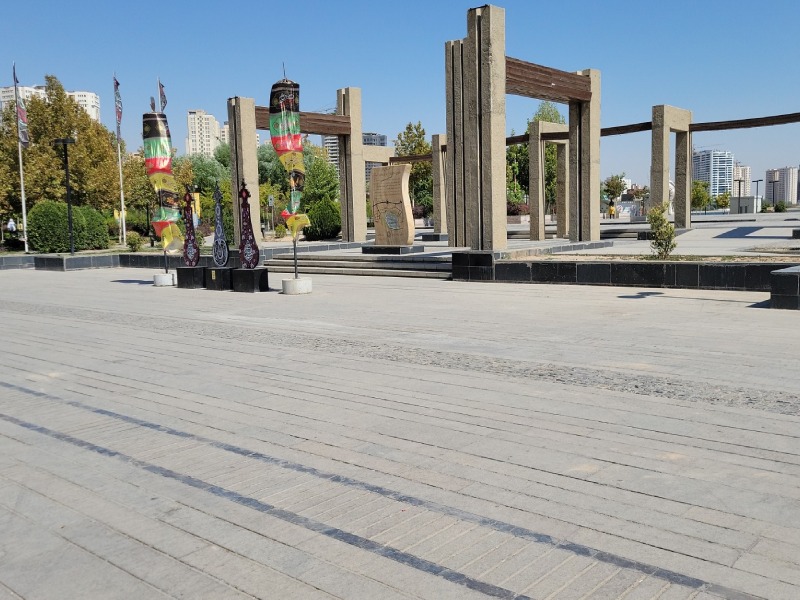 ایستگاه 4 دوچرخه دریاچه چیتگر، مکان های تهران برای دوچرخه سواری