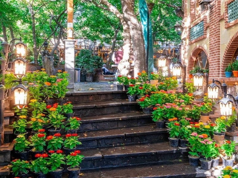 فضای دنج فرحزاد تهران
