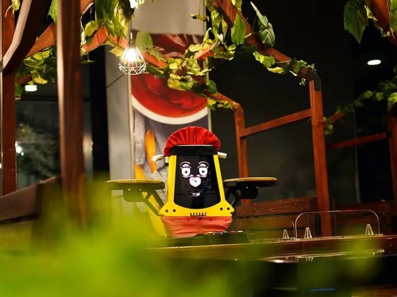 رستوران رباتیک سعادت آباد