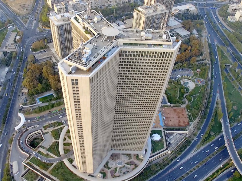 برج سه بال در تهران