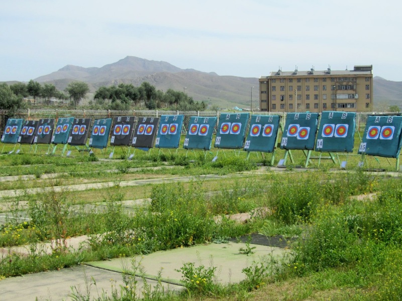 زمین تیراندازی در باشگاه تختی