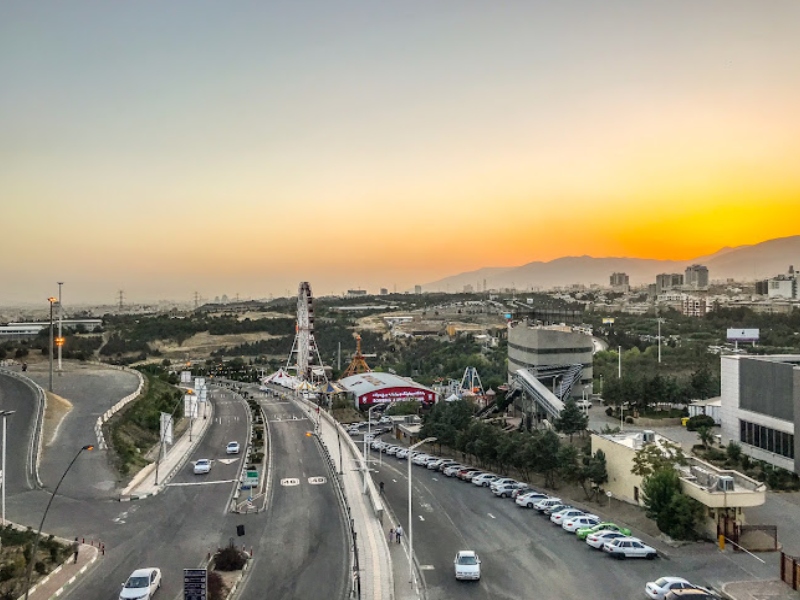پارکینگ برج میلاد