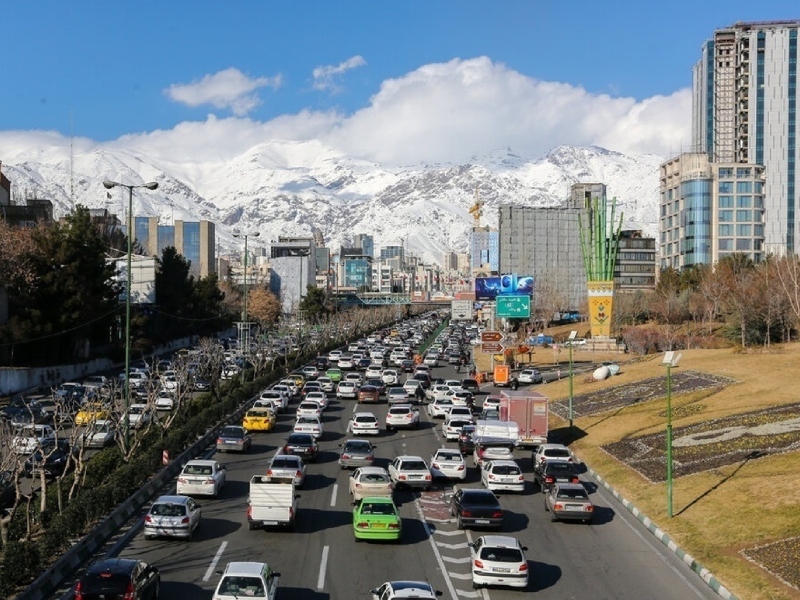 تهران در یک روز زمستانی