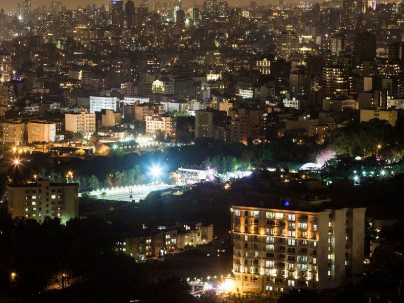بام محک در شب