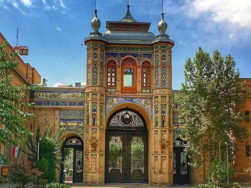 دروازه باغ ملی تهران