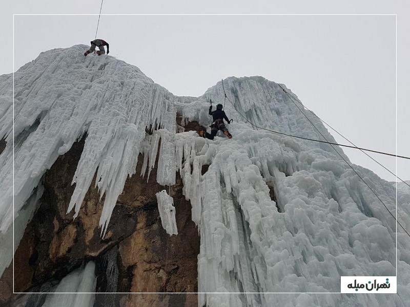 آبشار یخ زده هملون