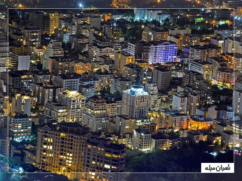 بالاشهر تهران در شب 