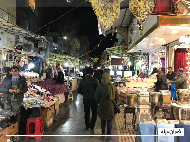 خرید در بازار عبدل آباد