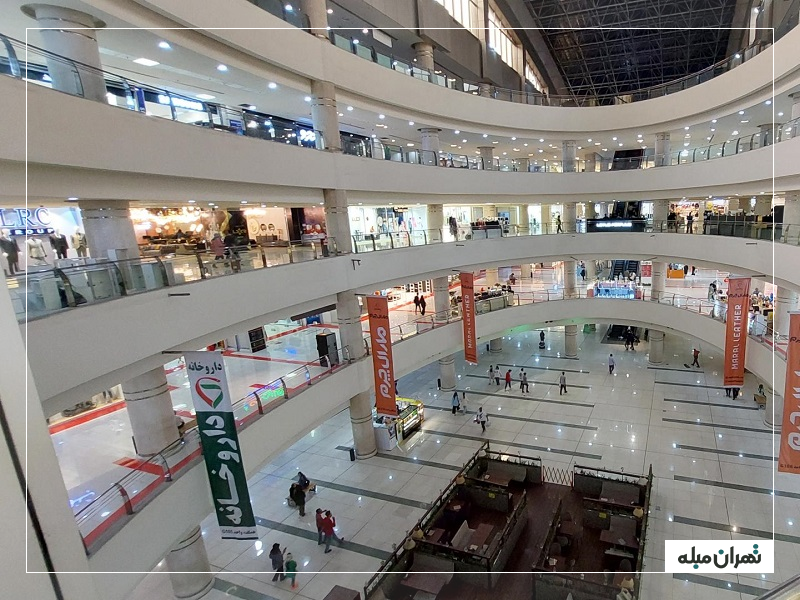 خرید لباس عید از مرکز خرید مگامال