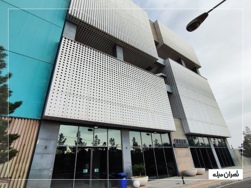 ساختمان پارک آبی اوپارک
