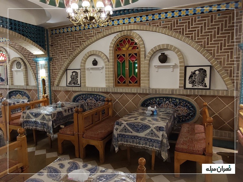 سفره خانه سنتی باربد در تهران با اجرای زنده موسیقی